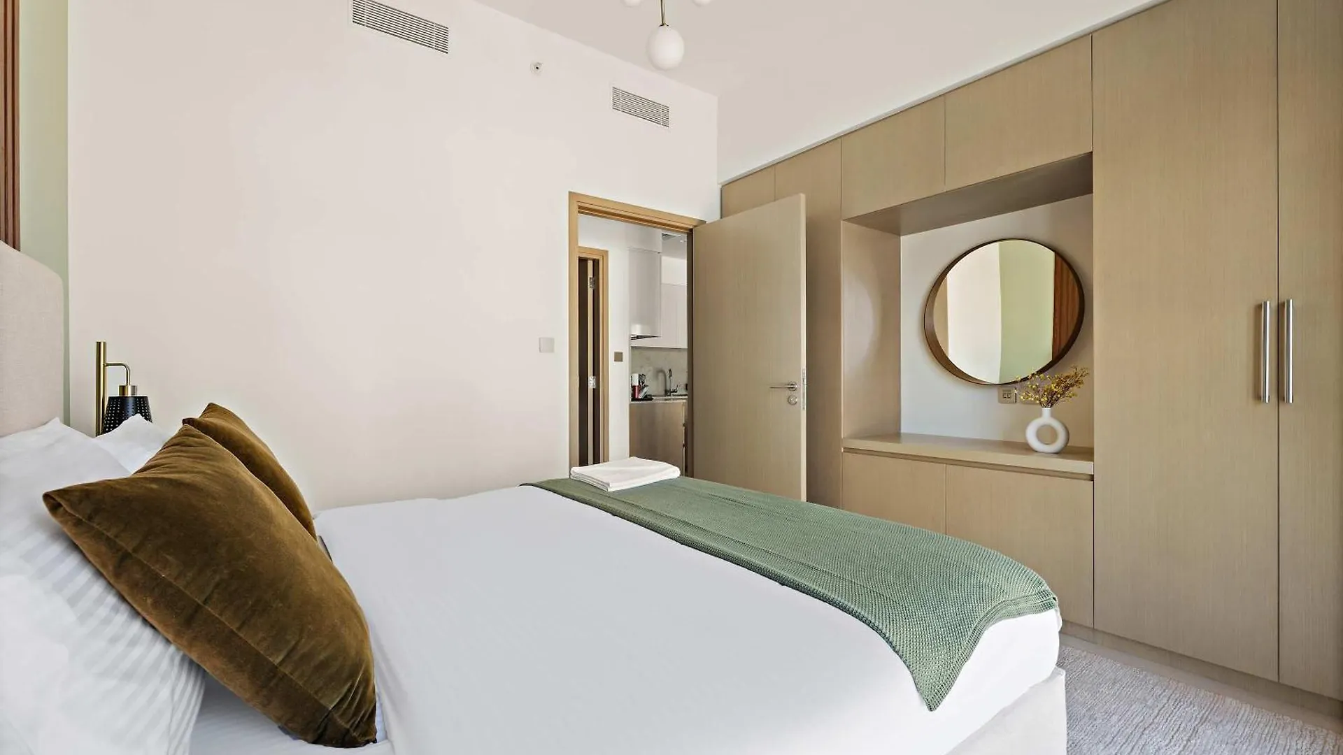 Silkhaus Burj Royale 1Bdr With Balcony In Downtown Lägenhet Dubai