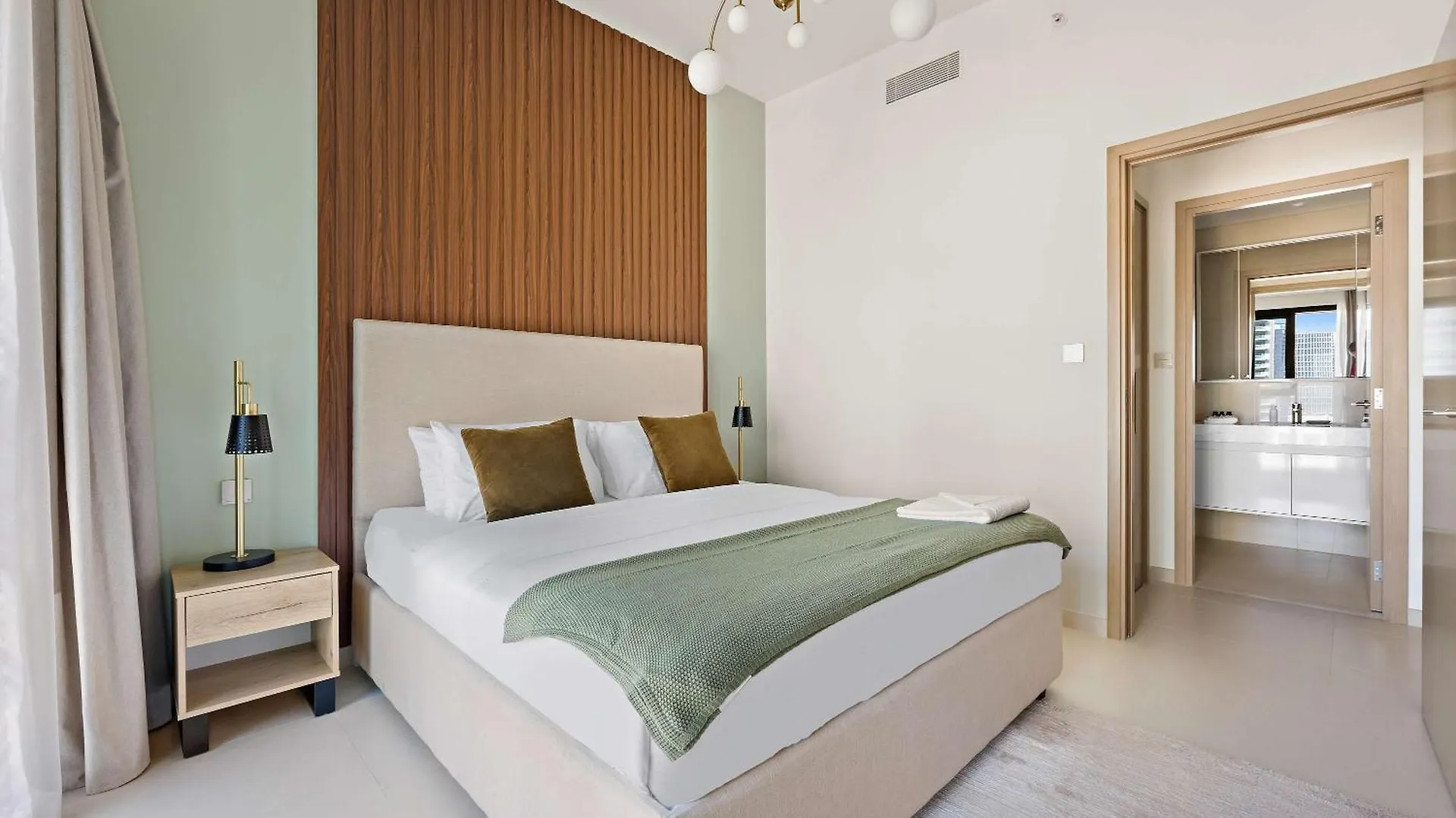 Silkhaus Burj Royale 1Bdr With Balcony In Downtown Lägenhet Dubai